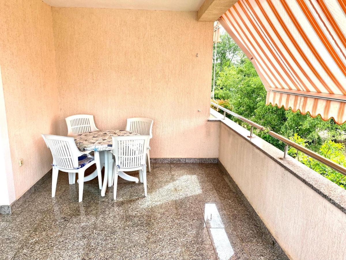 Apartments Malinska - Apartment 4 Esterno foto